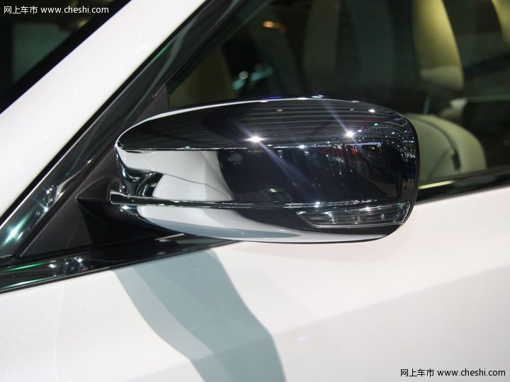 克莱斯勒(进口) 克莱斯勒300C 车展