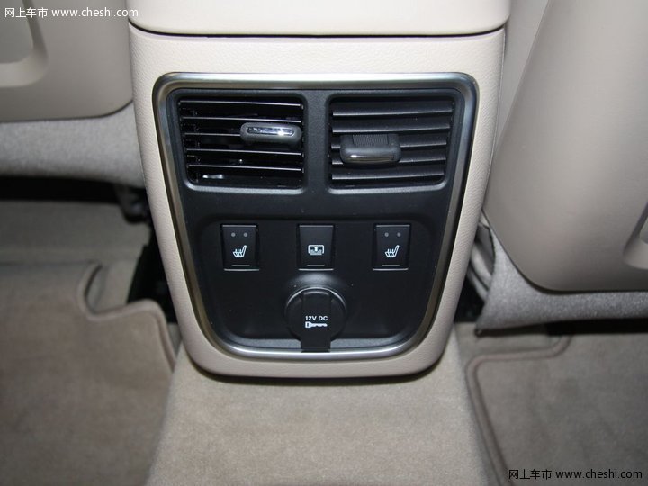 克莱斯勒(进口) 克莱斯勒300C 车展