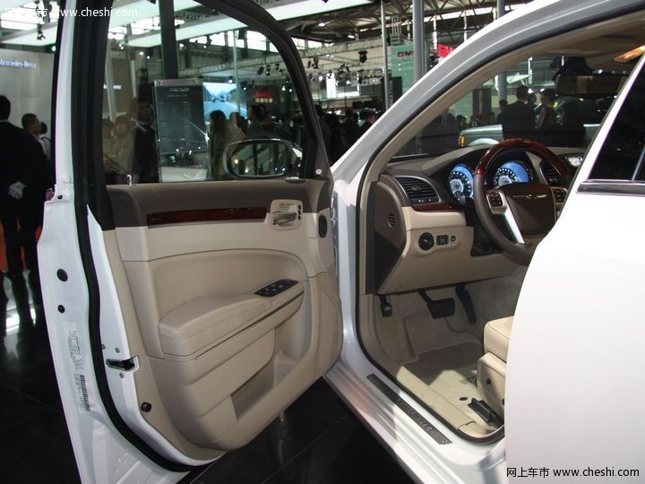 克莱斯勒(进口) 克莱斯勒300C 车展