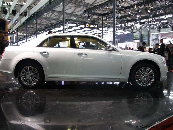 克莱斯勒(进口) 克莱斯勒300C 车展