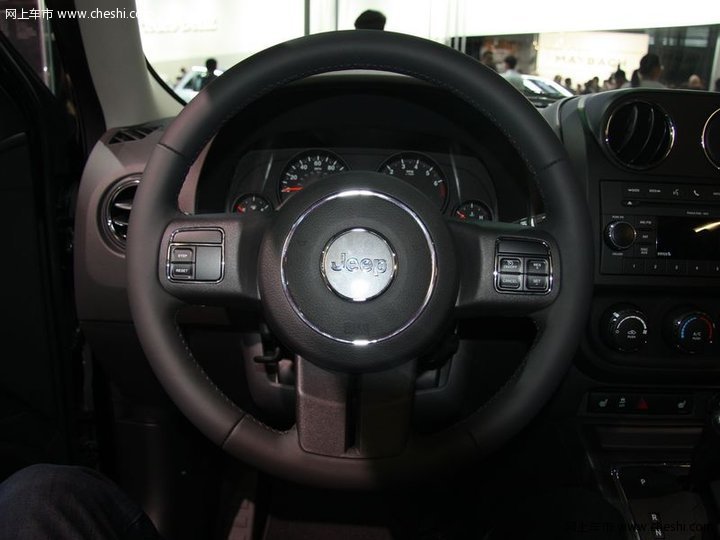 JEEP吉普 自由客Liberty 车展