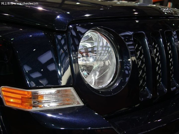 JEEP吉普 自由客Liberty 车展