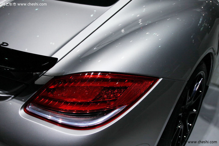 保时捷 cayman R