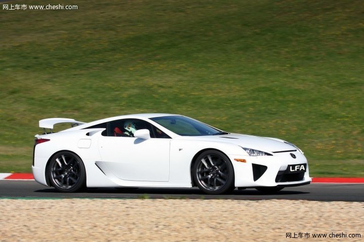 雷克萨斯LFA