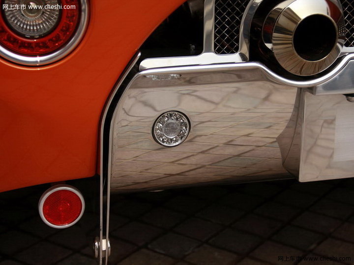 C8 Laviolette LM85