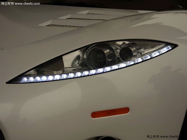 C8 AILERON