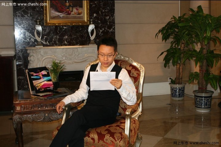李玉刚