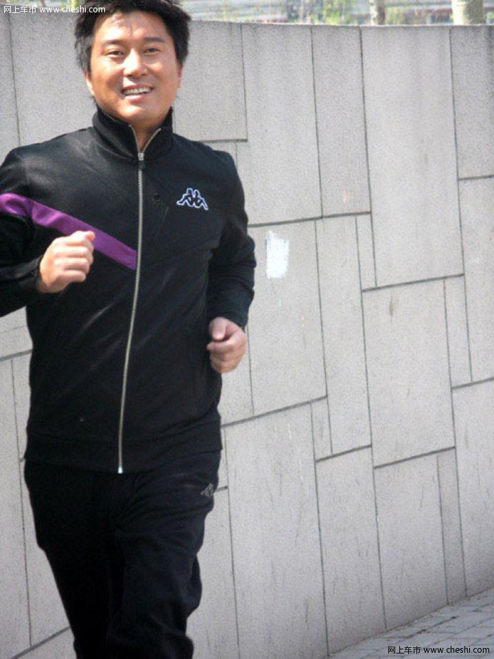 满文军与路虎