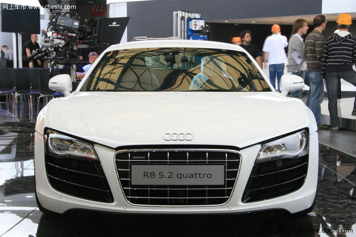 奥迪R8 V10