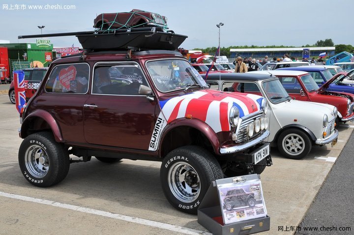 MINI 50周年庆生会