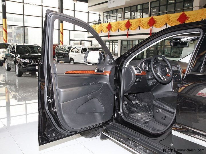 2012款 3.6 AT 豪华导航版