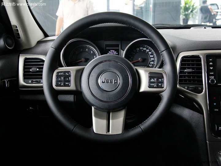 2012款 大切诺基 梦十珍藏版