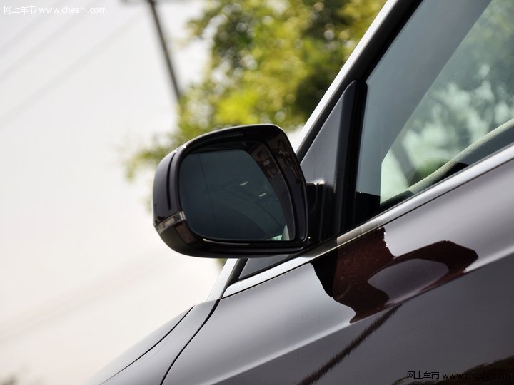 奥迪a5 2.0t coupe 40tfsi 2013款图片