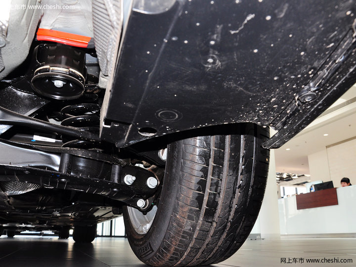 宝马3系动力信息图