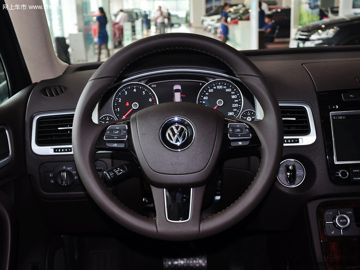 途锐中控方向盘图