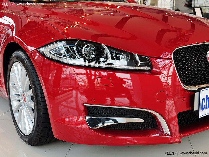 捷豹XF 2015款 3.0 SCR-Sport 豪华版外观细节