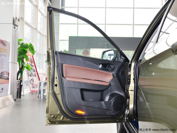 琥珀金传祺GS5速博车厢座椅图片(6\/50)