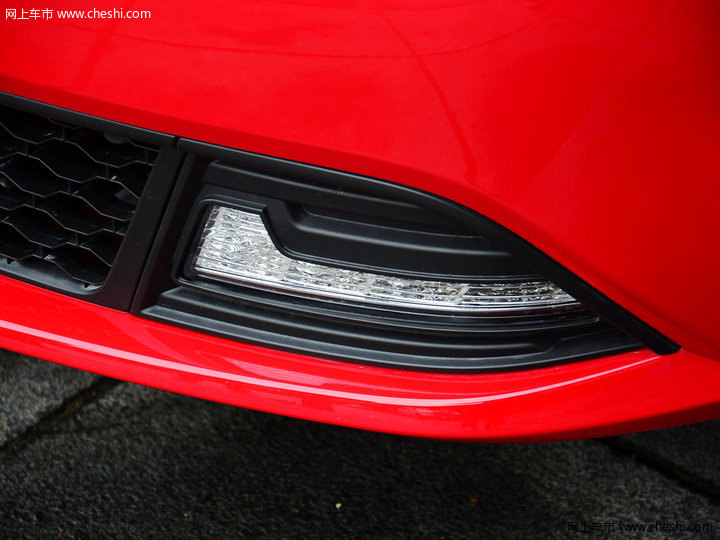 英伦红MG GT 2015款 1.4TGI 自动旗舰版其他细