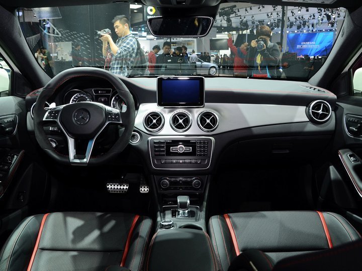 奔驰GLA级AMG活动图片(10\/31)