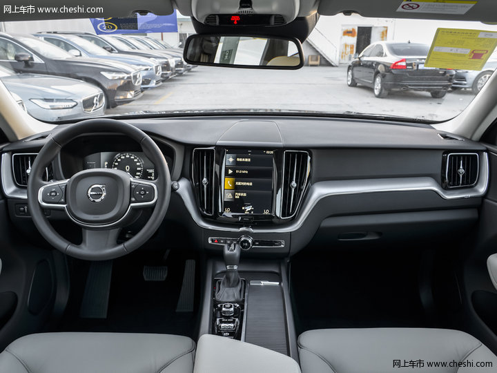 沃尔沃xc60中控方向盘