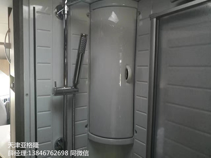 5e49834daaa92043.jpg