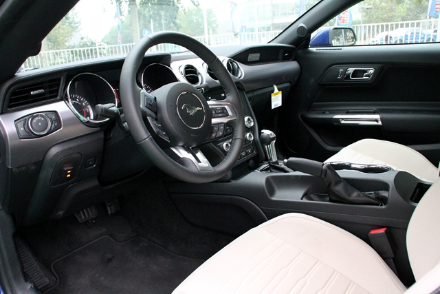 7d8236476219816f.jpg
