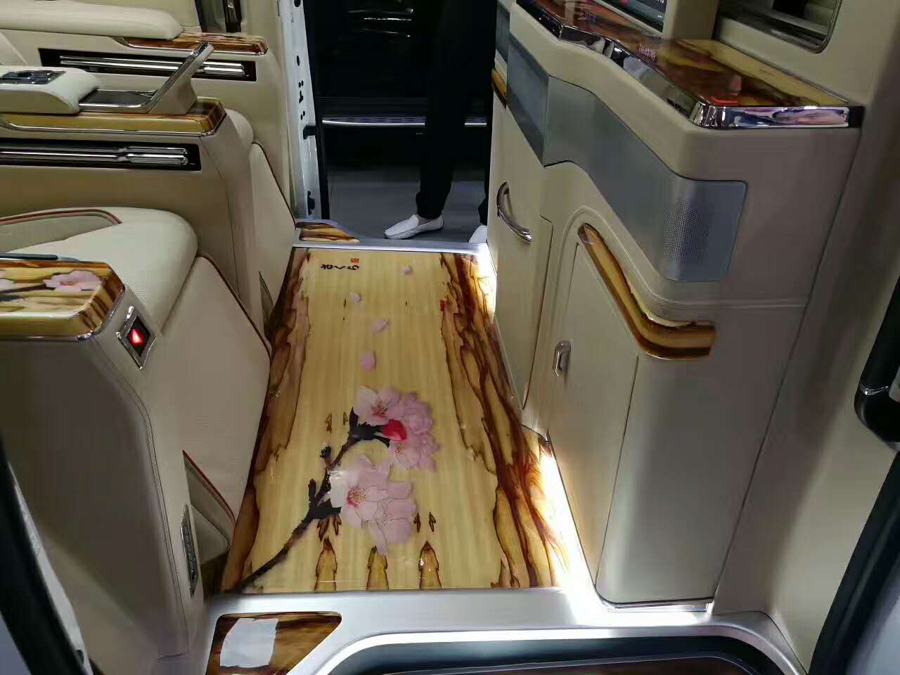 ca2e2749bdfcae70.jpg