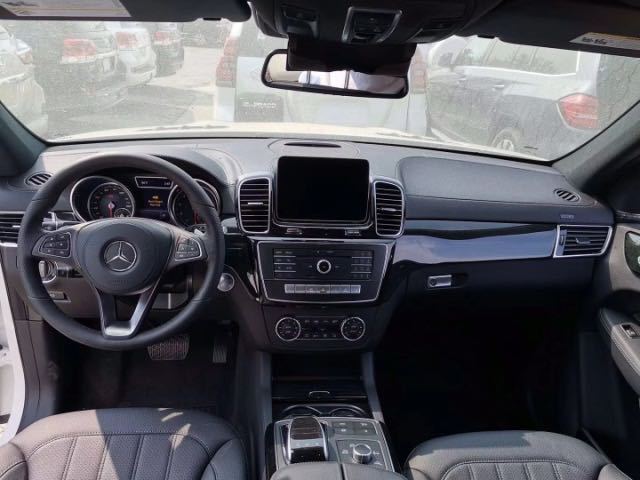 5eb7711c14cae29e.jpg