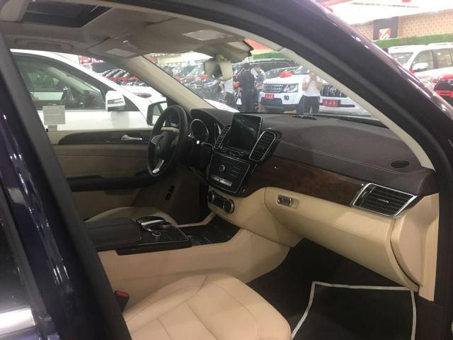 60f24aef20e367bd.jpg