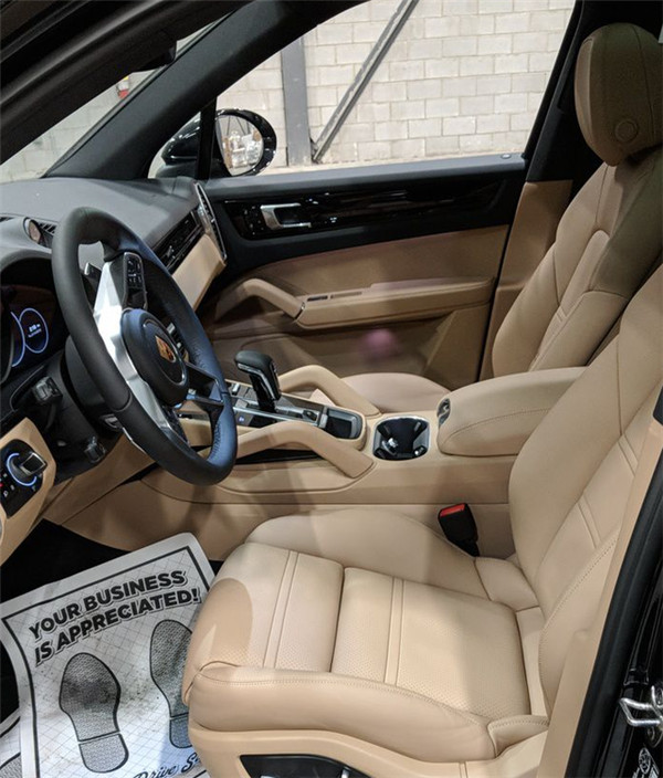 75208e97bc272bf7.jpg