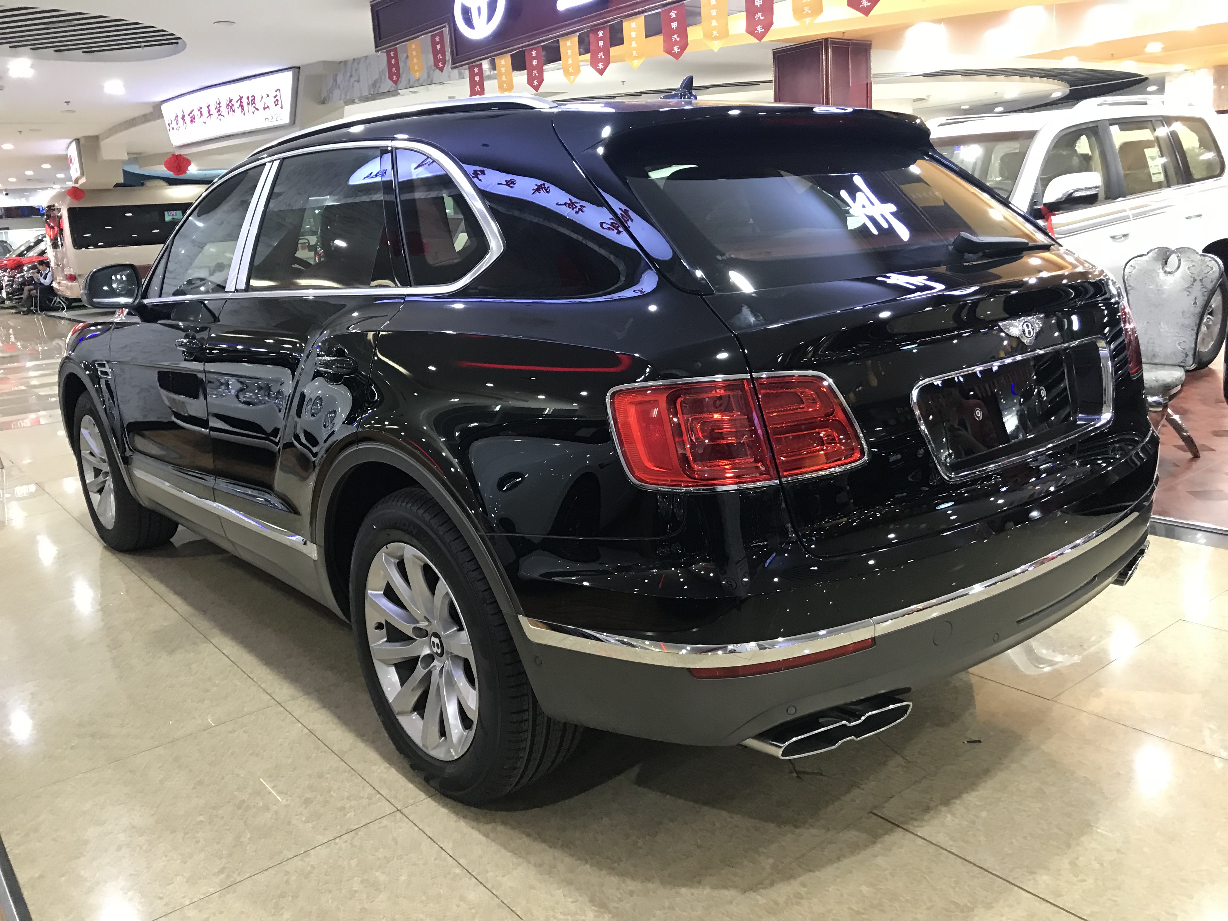 0851eb44eabea5c0.jpg