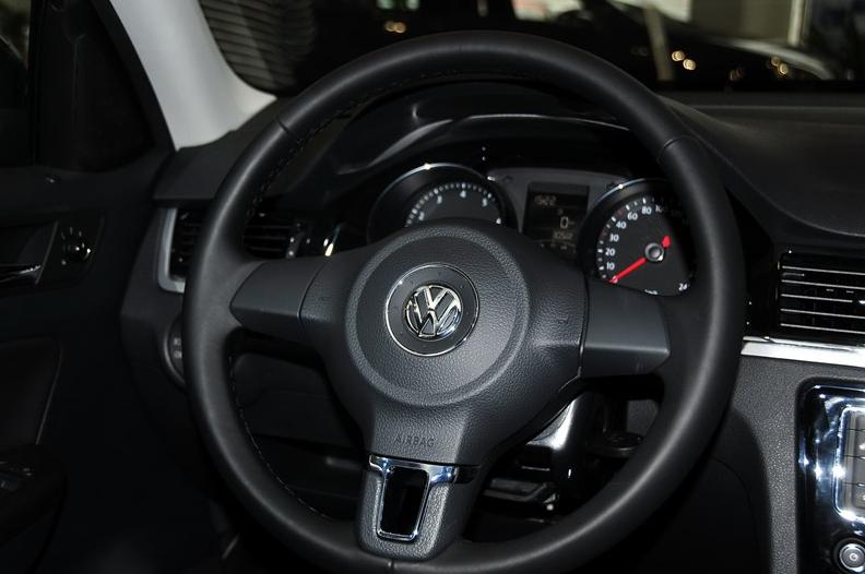 【最新】2015新款大众宝来1.6价格直降价格如