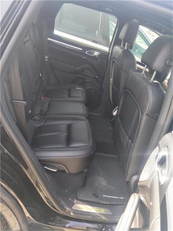 8729fbd877eca6d8.jpg