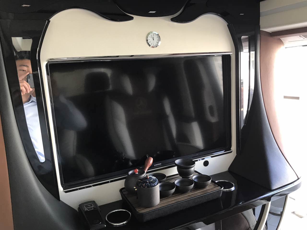 奔驰V260L尊贵加长版改装迈巴赫版热销