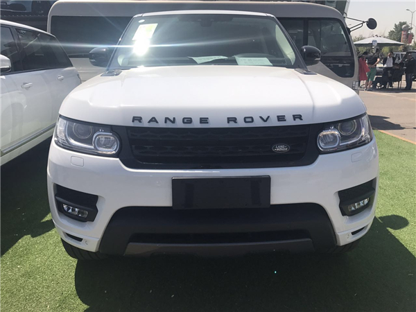 路虎揽胜运动现车17款高清大图实拍汇