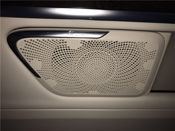 奔驰V260L加长尊贵版全新17款最新价格