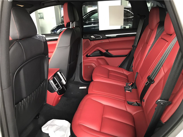 保时捷卡宴个性与众不同全国热销全国牌