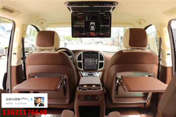 奔驰V260L改装商务新款舒适对比埃尔法