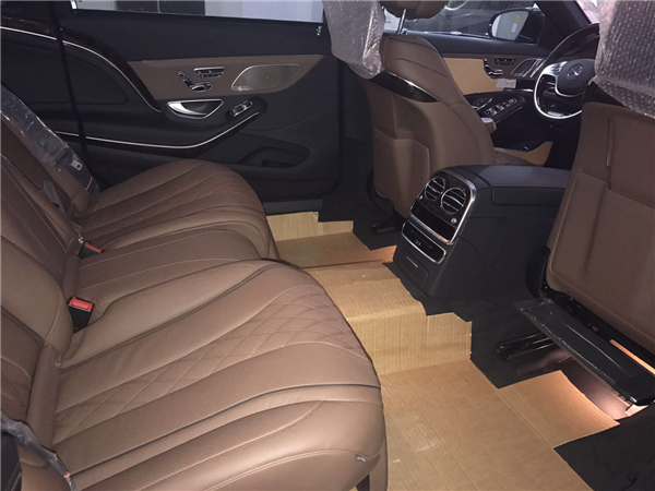 奔驰迈巴赫S400全新17款绝对顶级商务