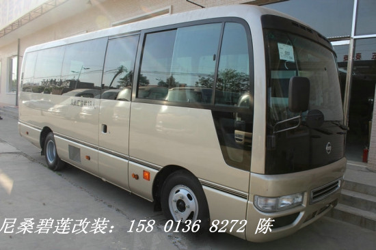 尼桑碧莲中巴客车价格21座碧莲配置图片