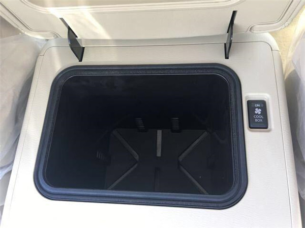 最新18款日产途乐现车店内促销最大优惠-图9