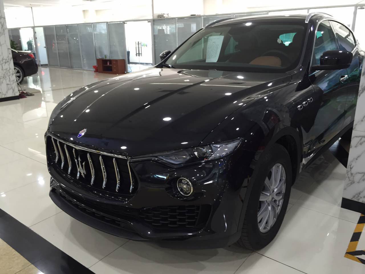 【16款玛莎拉蒂Levante中规美规现车充足_北