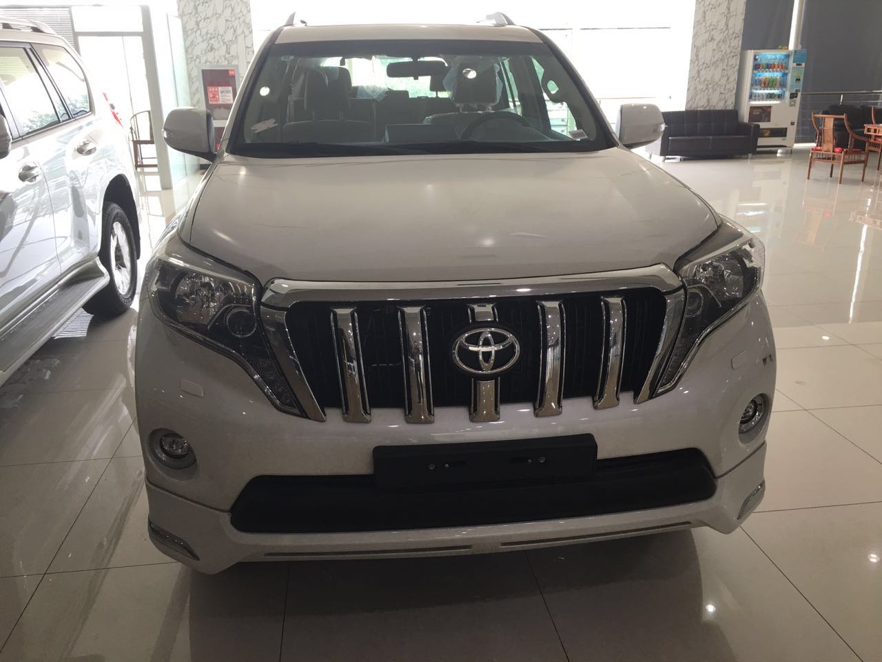 7515c4cbf3fc4074.jpg