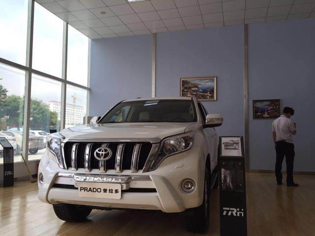 【中东版普拉多4000配置16中东普拉多4000_