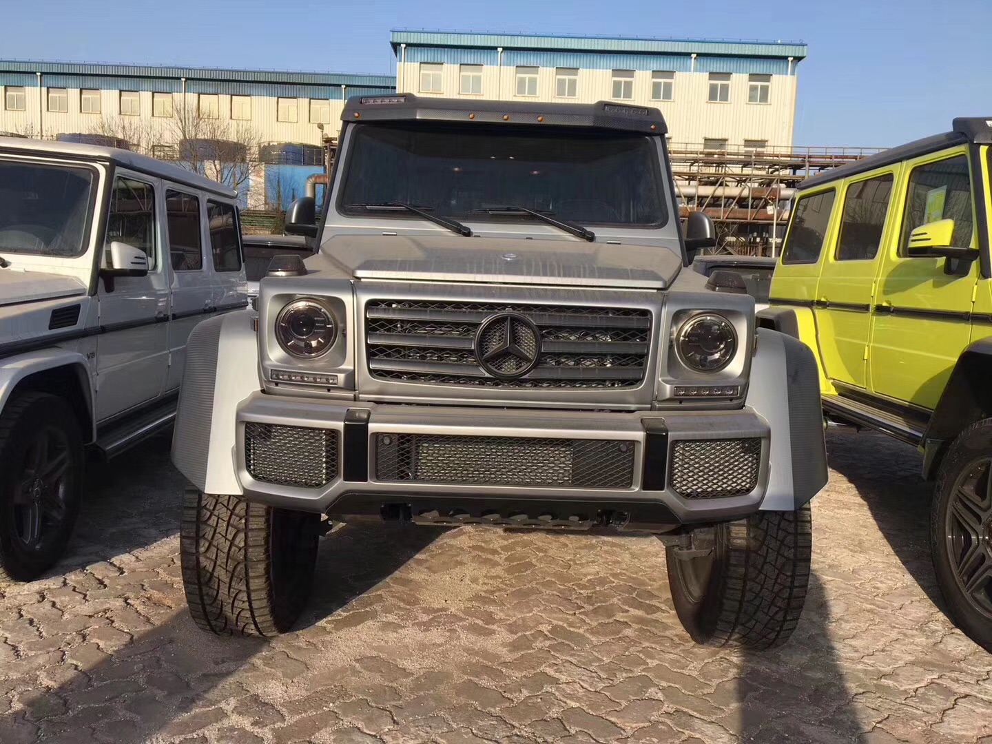 奔驰g5504x4超大型越野车360万特价处理
