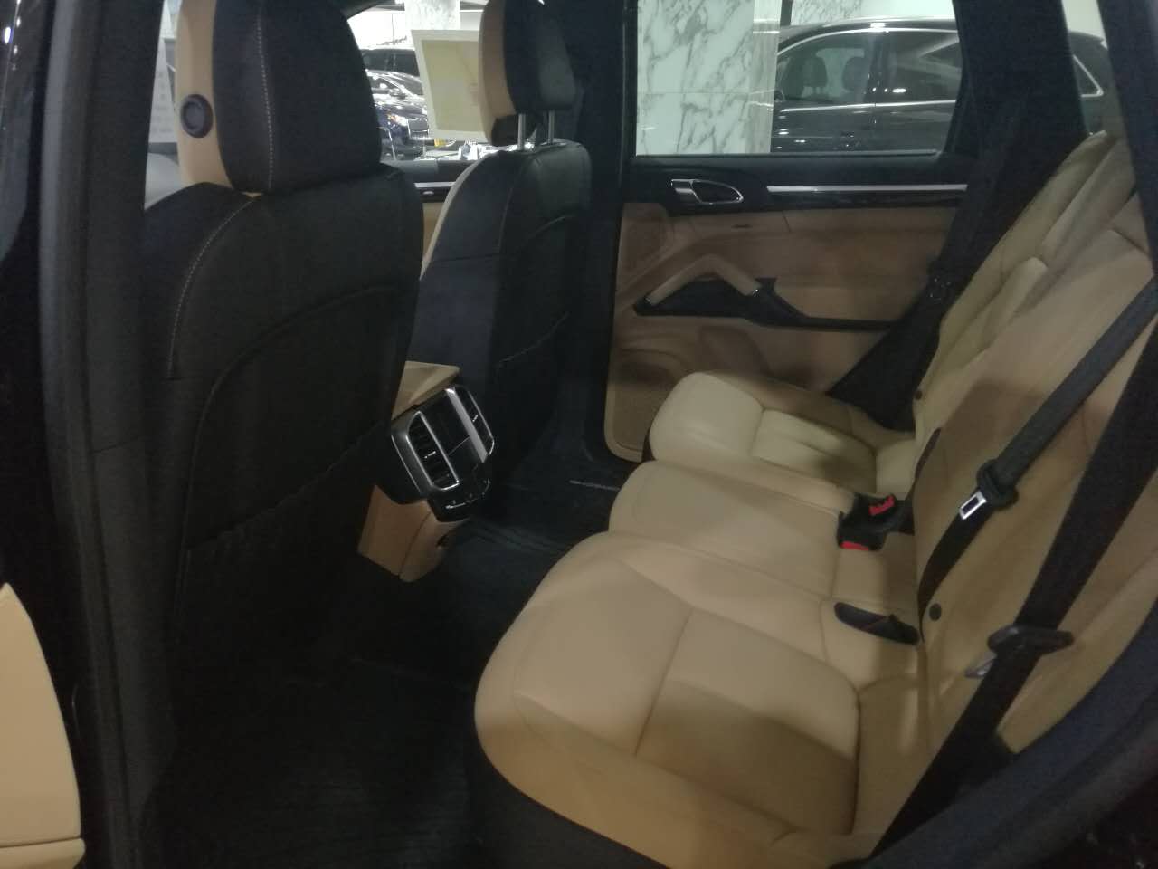 fd479c7e90bd6bb9.jpg