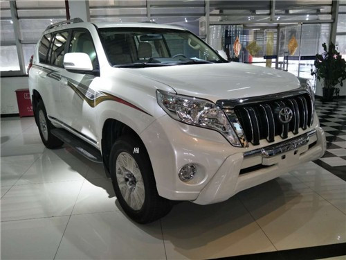 17款霸道2700北京哪里有現(xiàn)車報價多少錢-圖3