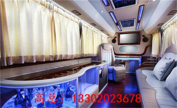 f0b06b8224425773.jpg