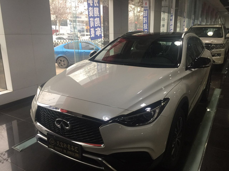 迪Qx30西安现车优惠多多_陕西天宝轩名车汇优