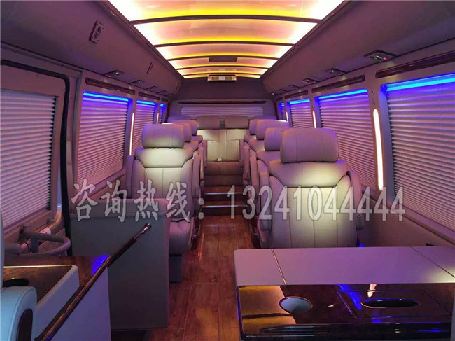 【北京丰田考斯特改装内饰改装方案有哪些_北